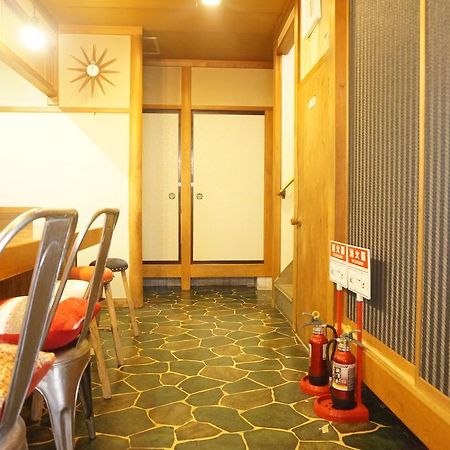 Lodging A Takayama Такаяма Экстерьер фото