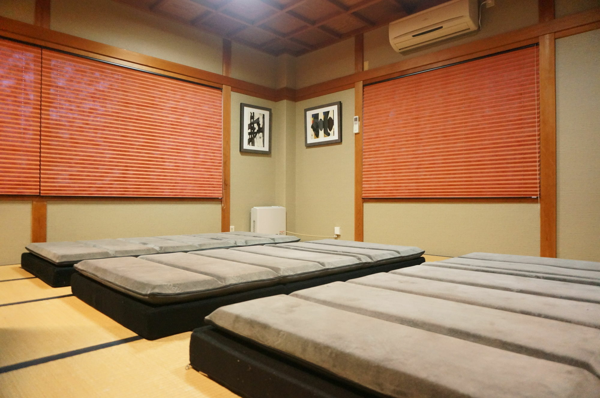 Lodging A Takayama Такаяма Экстерьер фото